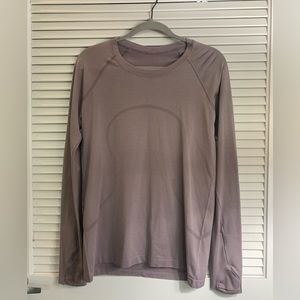 NEW - $40 Lululemon Swiftly Tech Long Sleeve 2.0 (Online Exclusive) - Size 10